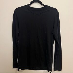ALO Yoga Black Long Sleeve Tee